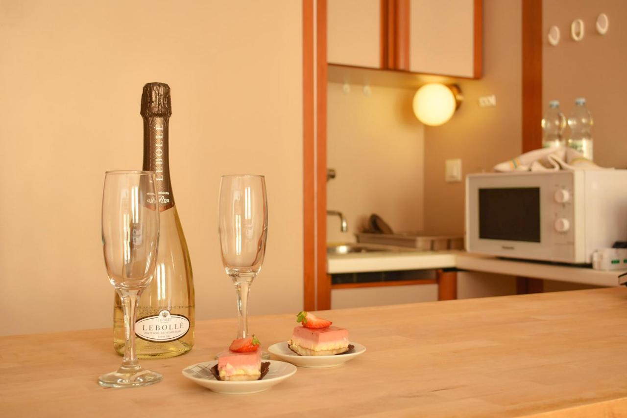 Portello Chic Apartments ปาโดวา ภายนอก รูปภาพ