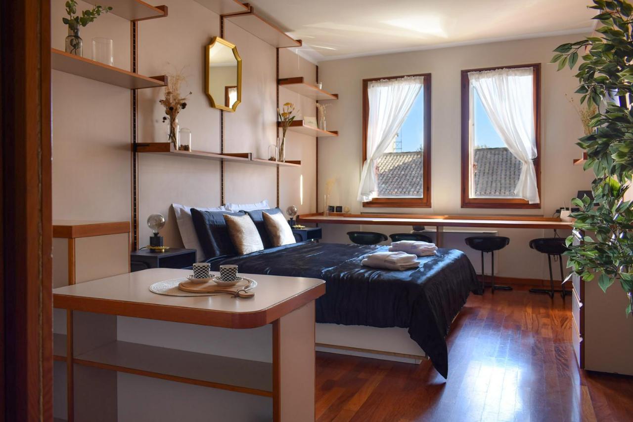Portello Chic Apartments ปาโดวา ภายนอก รูปภาพ